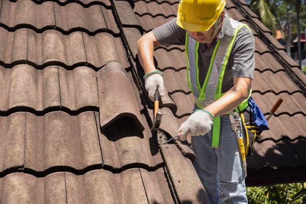 Roofing Crack Repair - Roofing Crack Repair Hampton Bays, New York